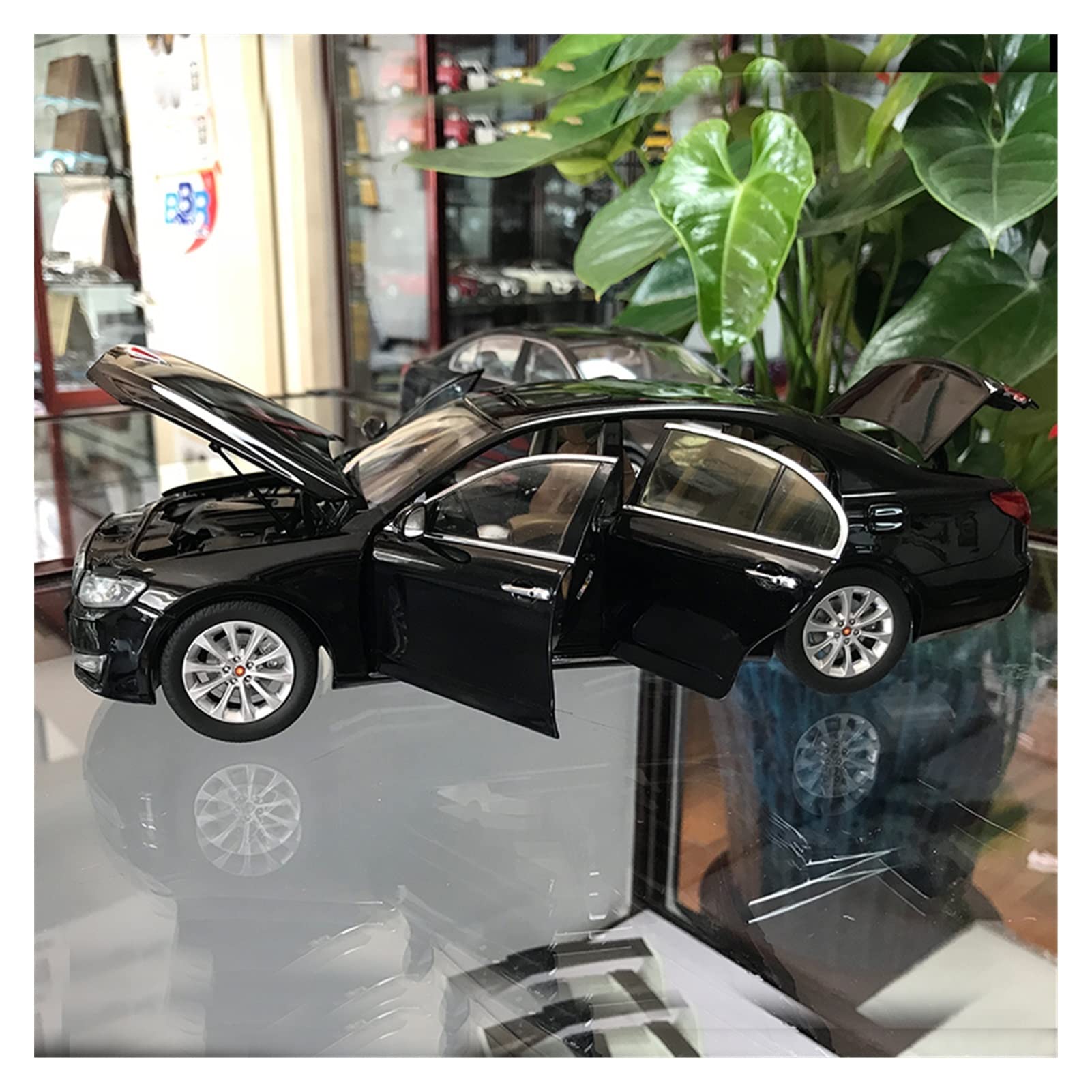 Amazon.co.jp: ダイキャストカー 1:18一汽紅旗H7合金ダイ